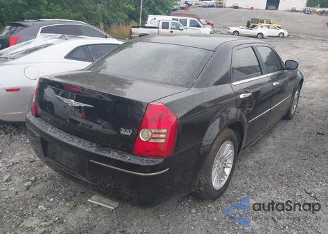 2010 Chrysler 300 Touring из США, поврежденный, VIN 2C3CA4CD9AH173761